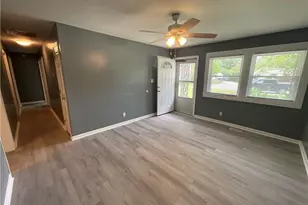 1422 Grandview Dr, Fayetteville, NC 28314 - Photo 3