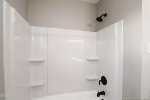 5609 Bowman Ct, Fayetteville, NC 28304 - Photo 15