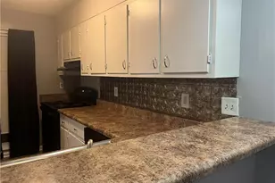 405 Kirkcaldy Ct, Fayetteville, NC 28314 - Photo 5