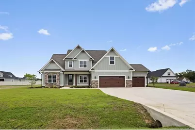 5817 Dottie Circle, Hope Mills, NC 28348 - Photo 1