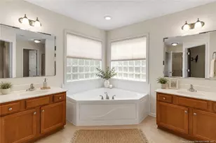 8229 Frenchorn Ln, Fayetteville, NC 28314 - Photo 11