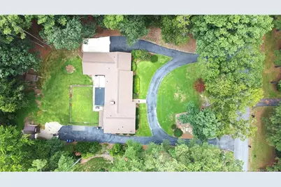 607 Pineknoll Drive, Sanford, NC 27330 - Photo 9