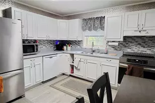 607 Pineknoll Dr, Sanford, NC 27330 - Photo 41