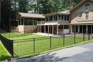 607 Pineknoll Dr, Sanford, NC 27330 - Photo 7