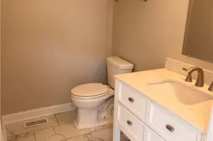 848 Hilton Dr, Fayetteville, NC 28311 - Photo 5