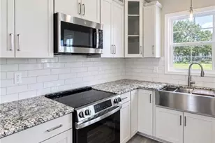4745 Slew Dr, Hope Mills, NC 28348 - Photo 9