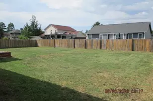 4012 Colorado Dr, Hope Mills, NC 28348 - Photo 3