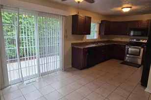 7535 Hargrove Ct, Fayetteville, NC 28303 - Photo 5