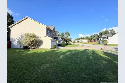 107 Flag Road, Raeford, NC 28376 - Photo 5
