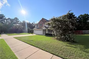 107 Flag Rd, Raeford, NC 28376 - Photo 3