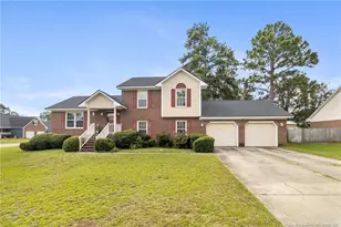 6828 Jacobs Creek Circle Dr, Fayetteville, NC 28306 - Photo 1