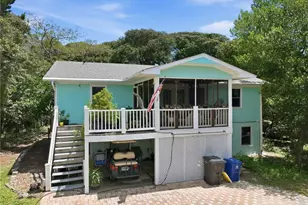 112 Purdie Dr, Emerald Isle, NC 28594 - Photo 1