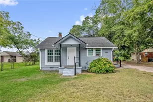 507 5th St, Pembroke, NC 28372 - Photo 1