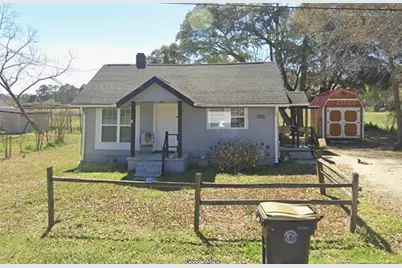 507 5th Street, Pembroke, NC 28372 - Photo 1