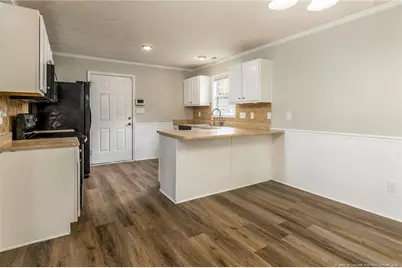 300 Pageant Court, Hope Mills, NC 28348 - Photo 7