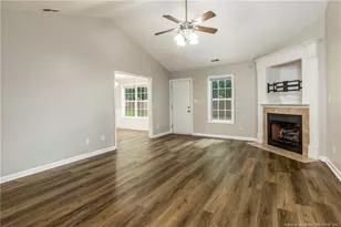300 Pageant Ct, Hope Mills, NC 28348 - Photo 5