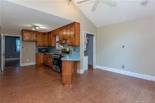 725 Poole Dr, Fayetteville, NC 28303 - Photo 9