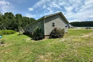 589 Atkinson Mill Rd, Selma, NC 27576 - Photo 5