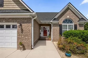 408 Allegiance St, Raeford, NC 28376 - Photo 3