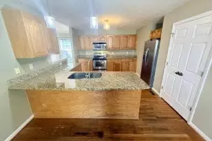 42 Mayflower Ct, Fayetteville, NC 28326 - Photo 5