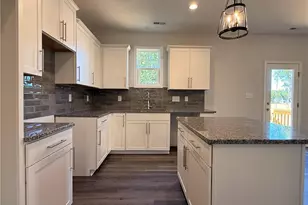 320 One Tree Hill, Sanford, NC 27330 - Photo 9