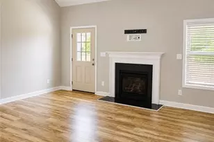3820 Shire Street N, Hope Mills, NC 28348 - Photo 5
