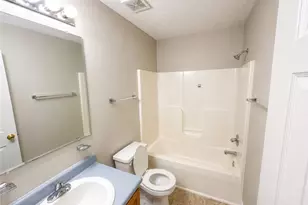 633 Winthrop Ct, Fayetteville, NC 28311 - Photo 9