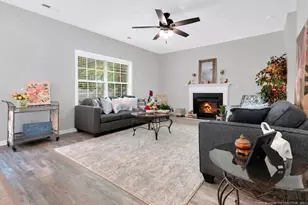 820 Bellingham Way, Fayetteville, NC 28312 - Photo 7