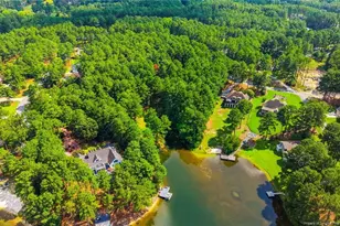16401 Lakeshore Dr, Wagram, NC 28396 - Photo 3