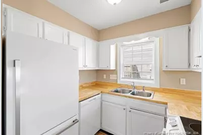 5591 Windy Knoll Place, Fayetteville, NC 28304 - Photo 9