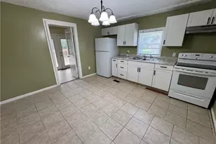 75 Delmar St, Lumberton, NC 28358 - Photo 9