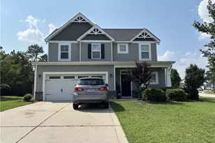 16 Burr Oak Cir, Bunnlevel, NC 28323 - Photo 1