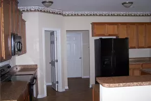 70 Carlisle Pl, Spring Lake, NC 28390 - Photo 5