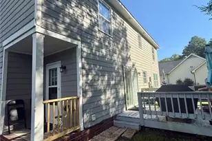 10520 Queensmead Cir, Charlotte, NC 28273 - Photo 5