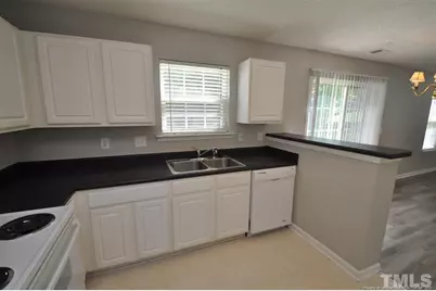 5909 Rivercliff Court, Raleigh, NC 27610 - Photo 9
