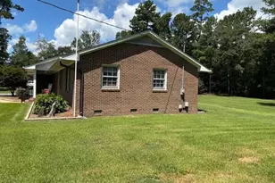 577 Forest Rd, Lumberton, NC 28358 - Photo 5