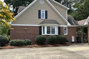 4214 Cricklewood St, Lumberton, NC 28358 - Photo 3