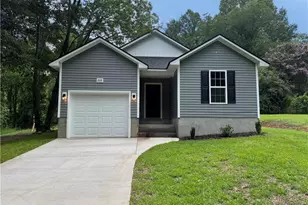 209 Robinson St, Rockingham, NC 28379 - Photo 1
