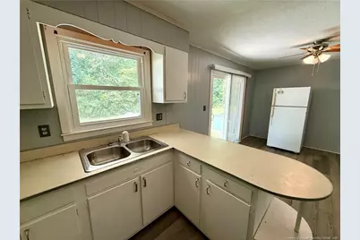 581 N Reilly Road, Fayetteville, NC 28303 - Photo 15