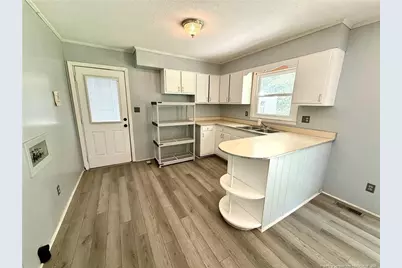 581 N Reilly Road, Fayetteville, NC 28303 - Photo 13