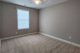 3846 Standardbred Dr, Hope Mills, NC 28348 - Photo 11