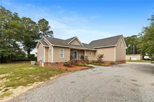 1384 Canady Pond Rd, Hope Mills, NC 28348 - Photo 5