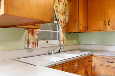 423 McPhee Drive, Fayetteville, NC 28305 - Photo 9