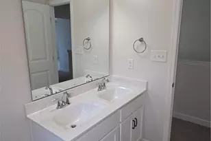 106 Lark Ct, Rockfish, NC 28306 - Photo 11