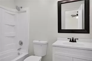 6874 Kingsgate Dr, Fayetteville, NC 28314 - Photo 11