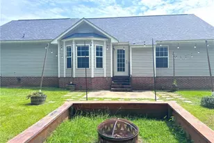 206 Van Buren Dr, Raeford, NC 28376 - Photo 17