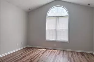 206 Van Buren Dr, Raeford, NC 28376 - Photo 5
