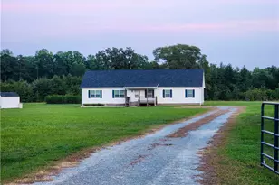 837 M and M St, Elizabethtown, NC 28337 - Photo 39