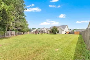 162 Harcourt Pl, Raeford, NC 28376 - Photo 33