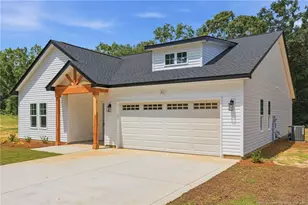 211 E 7th Ave, Raeford, NC 28376 - Photo 5